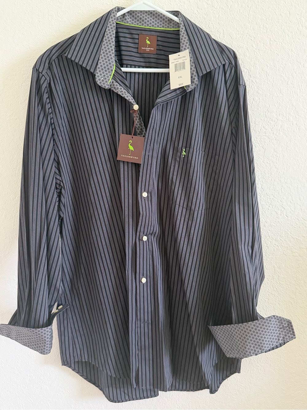 Tailorbyrd Men's Navy and Black Striped Dress Shirt